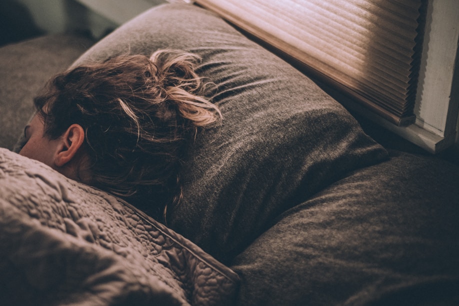 Living Well, Sleeping Better: Insights for a Restful Life